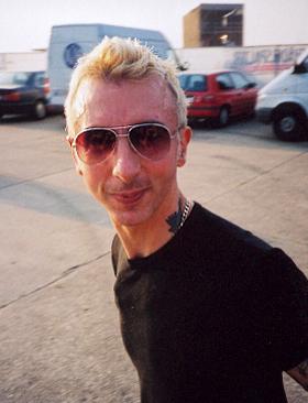 M`era Luna Festival – Frisch geduscht: Marc Almond