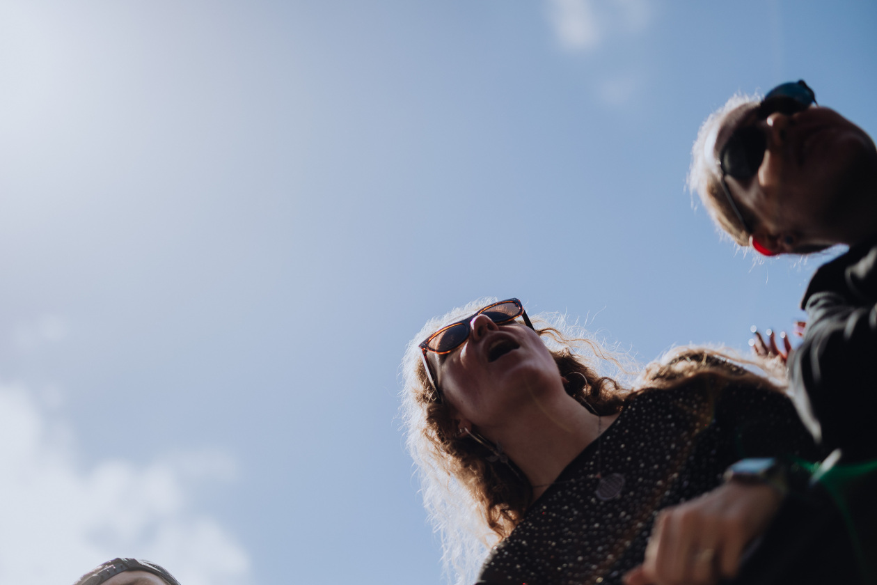 90.000 Fans und das Gelände ist brechend voll:  Volbeat, Electric Callboy, Papa Roach, Marteria, Within Temptation, Mastodon u.v.a. – Tag drei und endlich Sonne!