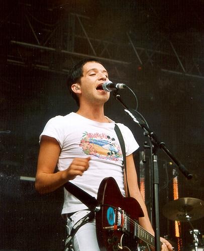 Molko.