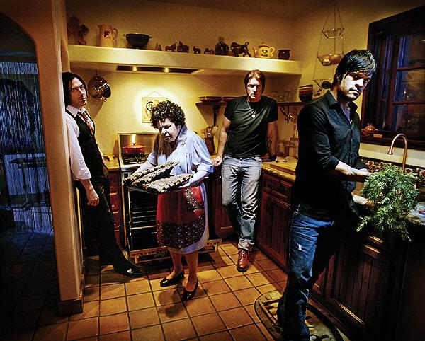 QOTSA 2005
