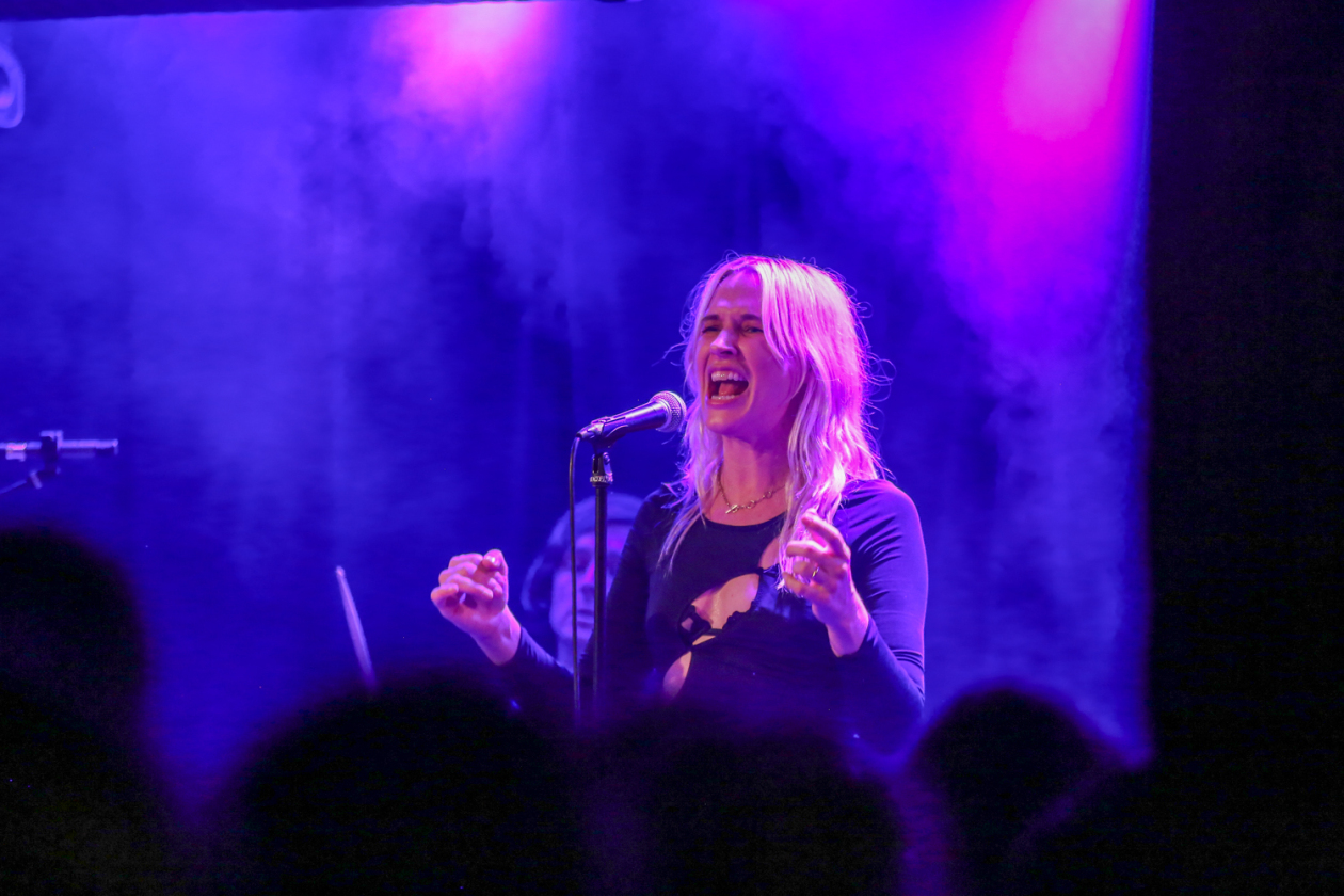Vier Tage, 450 Bands aus 30 Nationen in über 70 Venues und 43.000 Fans. – Natali Bergman.