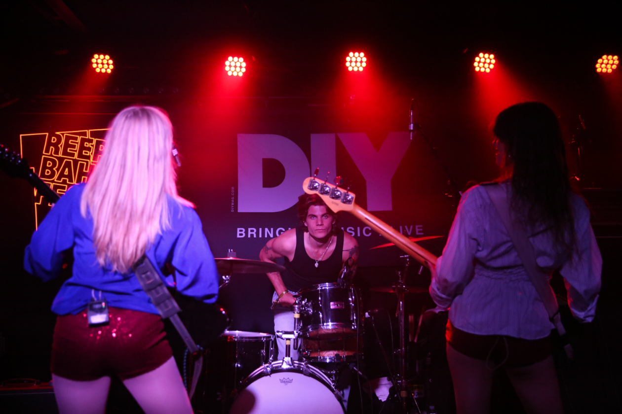 Vier Tage, 450 Bands aus 30 Nationen in über 70 Venues und 43.000 Fans. – The Pill.