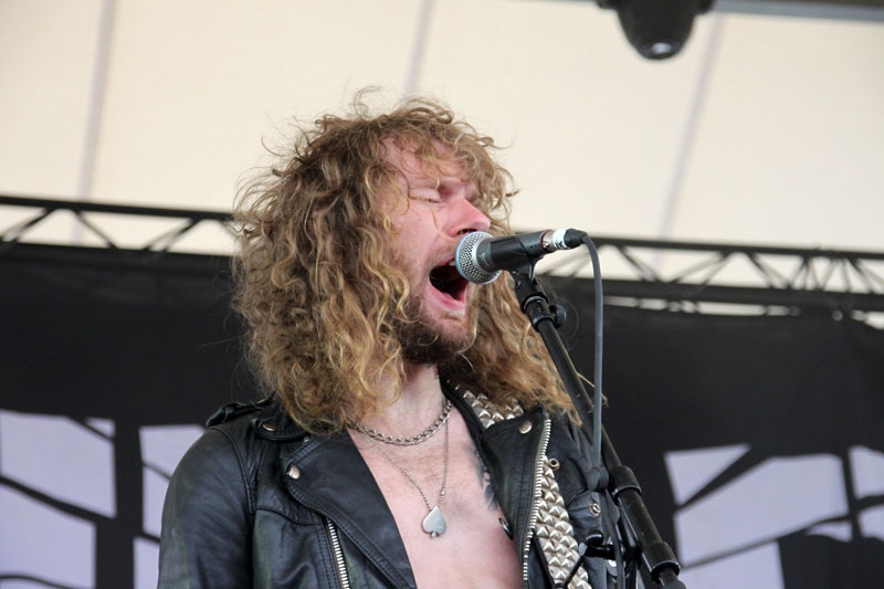 Bullet rocken zu jeder Tageszeit – Adam Hector