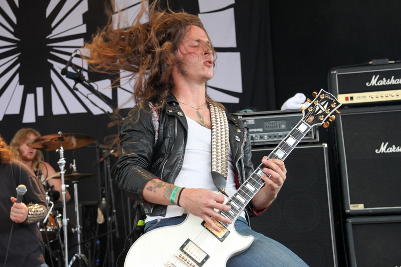 Bullet rocken zu jeder Tageszeit – Erik Almström