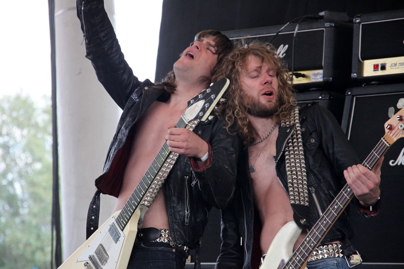 Bullet rocken zu jeder Tageszeit – Moshbastard und Adam