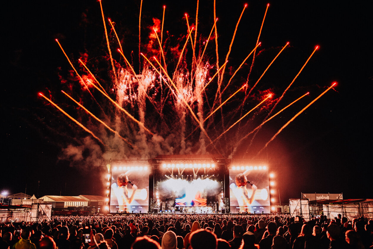 Rock am Ring läuft: Die Ärzte, Queens Of The Stone Age, Green Day, Kerry King u.v.a. schlagen auf. – Boom!