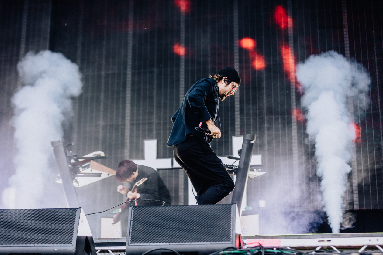 Rock am Ring läuft: Die Ärzte, Queens Of The Stone Age, Green Day, Kerry King u.v.a. schlagen auf. – Crosses.