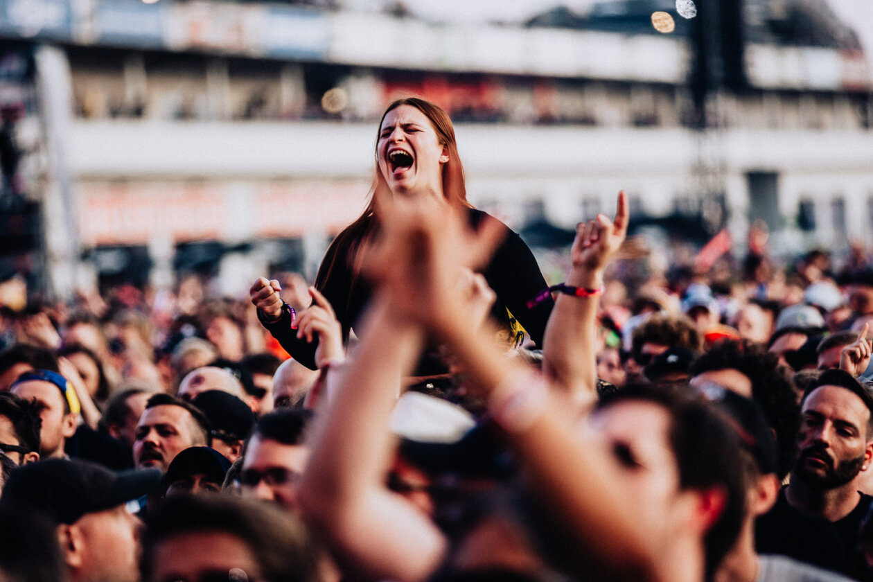 Rock am Ring läuft: Die Ärzte, Queens Of The Stone Age, Green Day, Kerry King u.v.a. schlagen auf. – Screaming Queen!