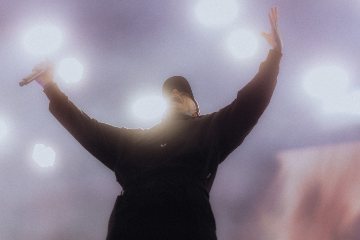 Die Party ist in vollem Gange und der zweite Festivaltag läuft auf seinen Höhepunkt zu. – Falling In Reverse.