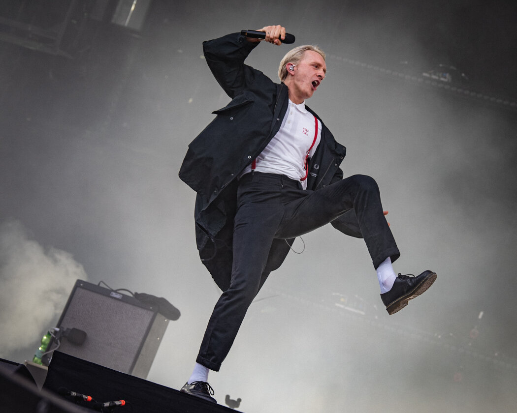 Nach dem Hochwasserdrama im Süden der Republik kehrt zum Glück die Sonne wieder zurück: Green Day, Billy Talent, Marsimoto u.v.a. in Nürnberg. – Kraftklub machen Randale.