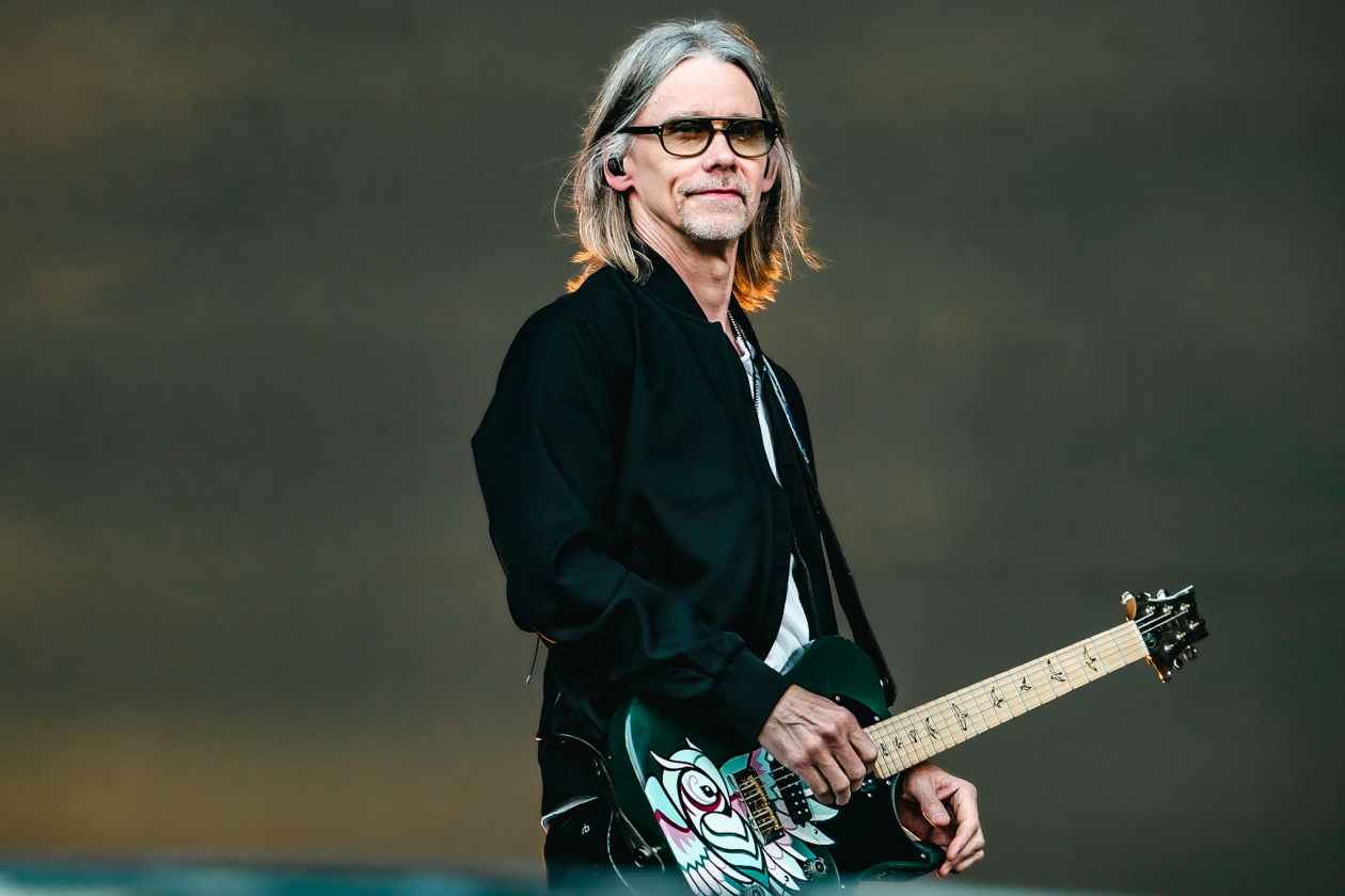 Iron Maiden, Sabaton, Volbeat, The Offspring, Tom Morello, Finch, Bloodywood, Ice Nine Kills, Social Distortion etc. – Myles Kennedy.