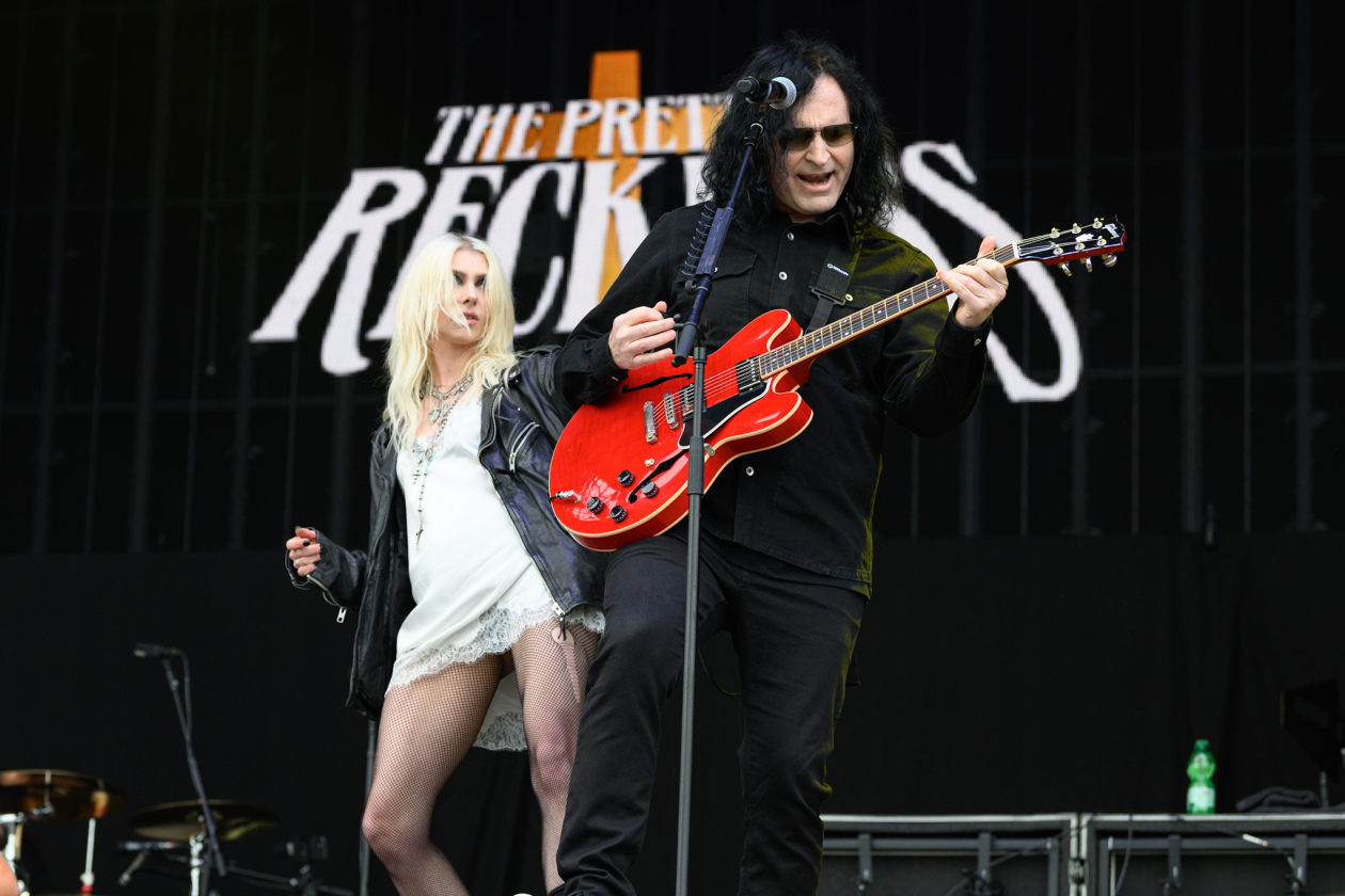 Linkin Park, Limp Bizkit, Papa Roach u.a. stehen in den Startlöchern. – The Pretty Reckless.