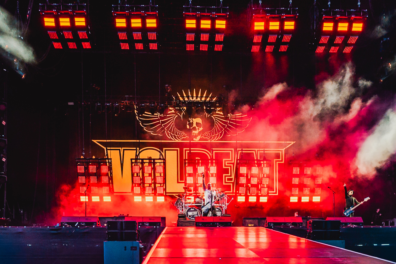 Linkin Park, Limp Bizkit, Papa Roach u.a. stehen in den Startlöchern. – Volbeat.