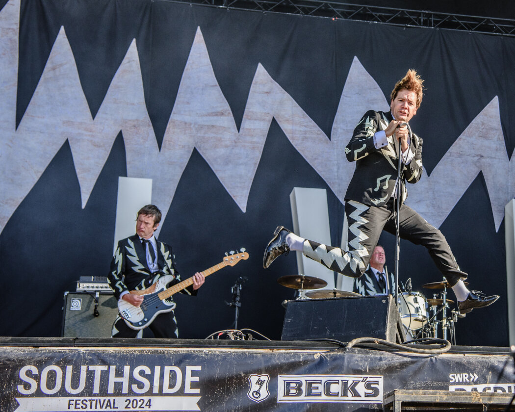 Am Festivalsonntag kommt die Sonne raus: Sido, K.I.Z, Avril Lavigne, Turnstile, Jungle etc. – The Hives.