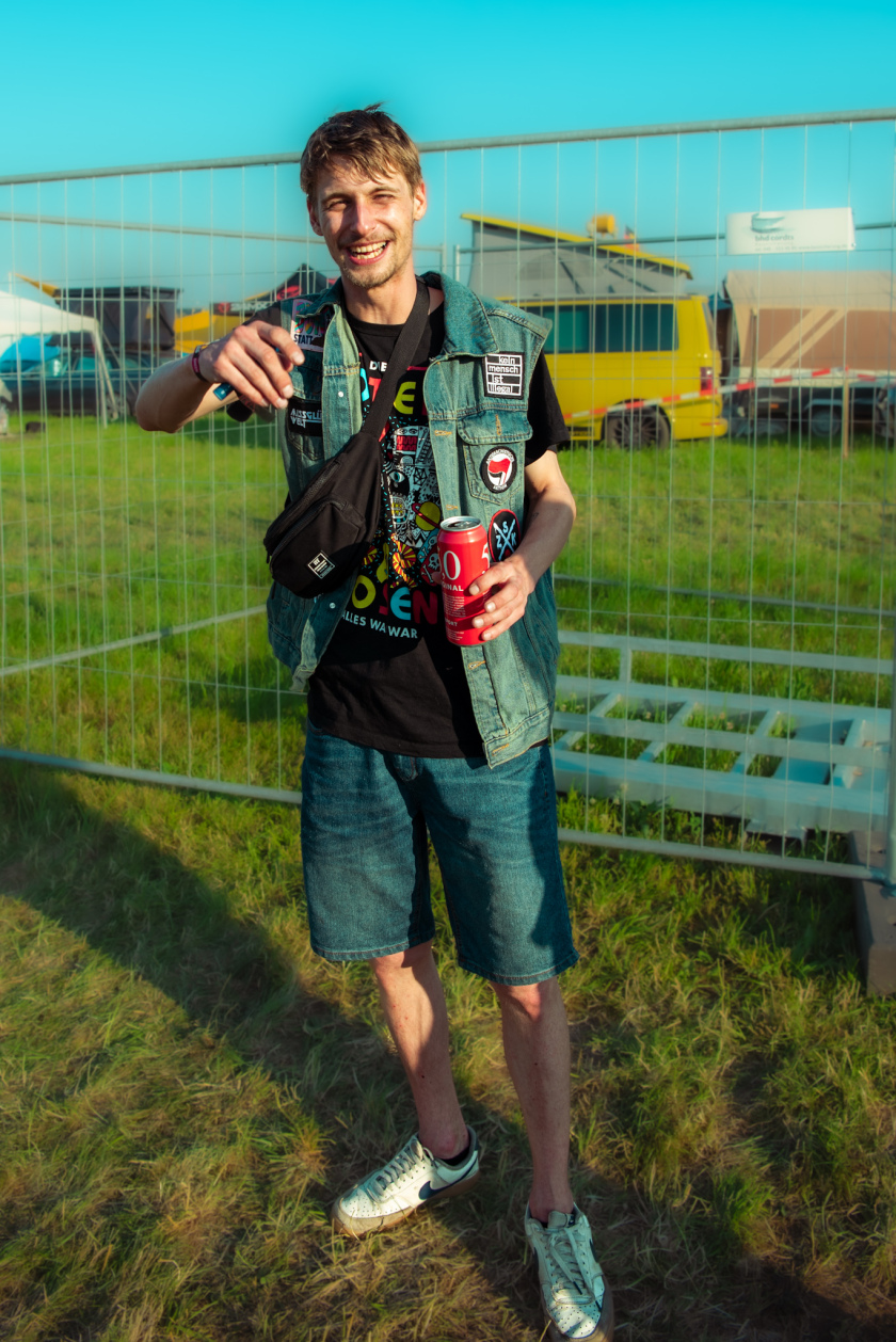 Es ist angerichtet! Deftones, The Prodigy, Apache 207 u.v.a. warten bei Sommerwetter. – Huhu.