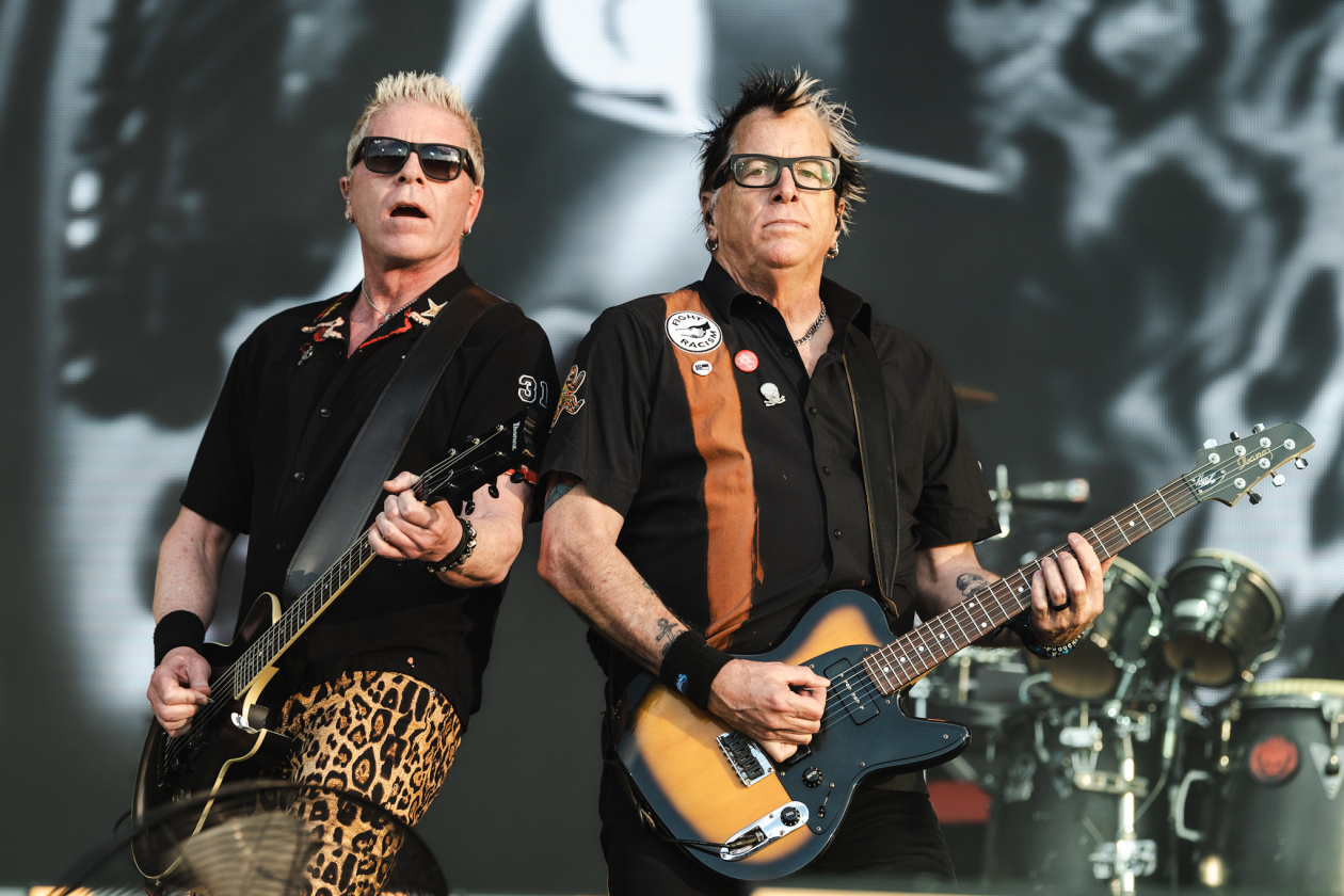 Erst Gluthitze, dann Evakuierung. Es ging turbulent zu am ersten Festivaltag. Twenty One Pilots, Kraftklub, The Offspring u.v.a. bringen sich in Stellung. – The Offspring.
