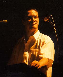 Mike Patton spinnt,