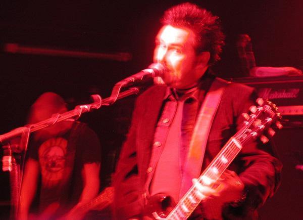 Andy Cairns live.