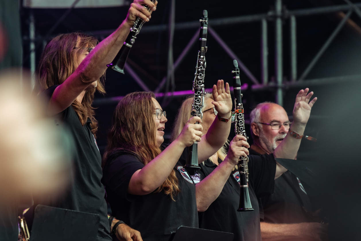 Regen und Kälte zum Festivalstart - aber alle sind parat: Wackööön! – Wacken Firefighters.