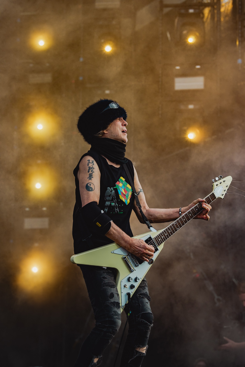 Regen und Kälte zum Festivalstart - aber alle sind parat: Wackööön! – Michael Schenker.