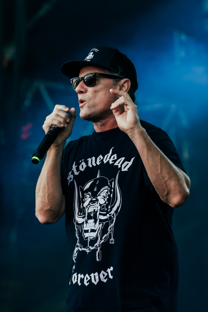Regen und Kälte zum Festivalstart - aber alle sind parat: Wackööön! – Ugly Kid Joe.