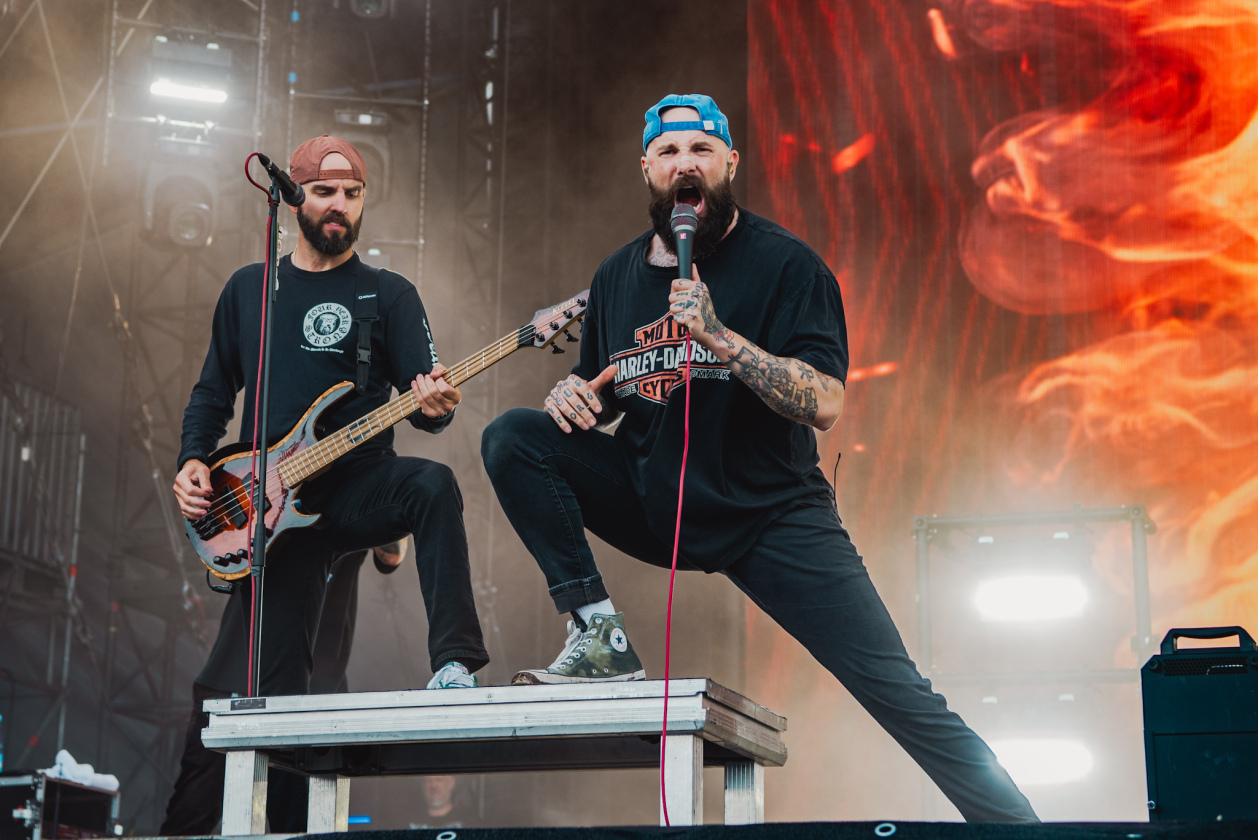 Galerie, Teil zwei: Und weiter gehts auf dem Acker mit Papa Roach, Dimmu Borgir, Fear Factory u.v.a.! – August Burns Red.