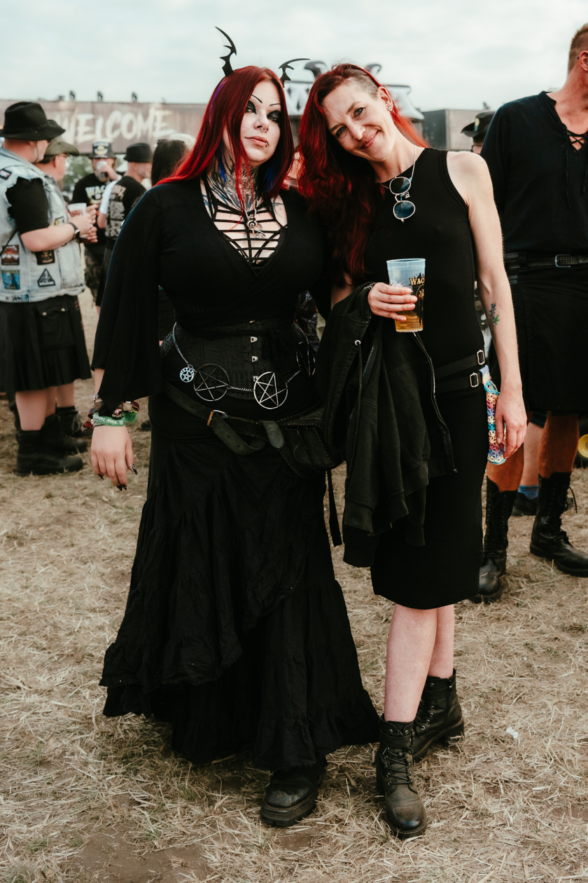 Am Mittwoch startet das größte Metal-Open-Air offiziell in seine 35. Ausgabe. Unter den gut 150 Bands sind auch Def Leppard, die erstmals überhaupt beim Wacken auftreten. – Sind bereit!