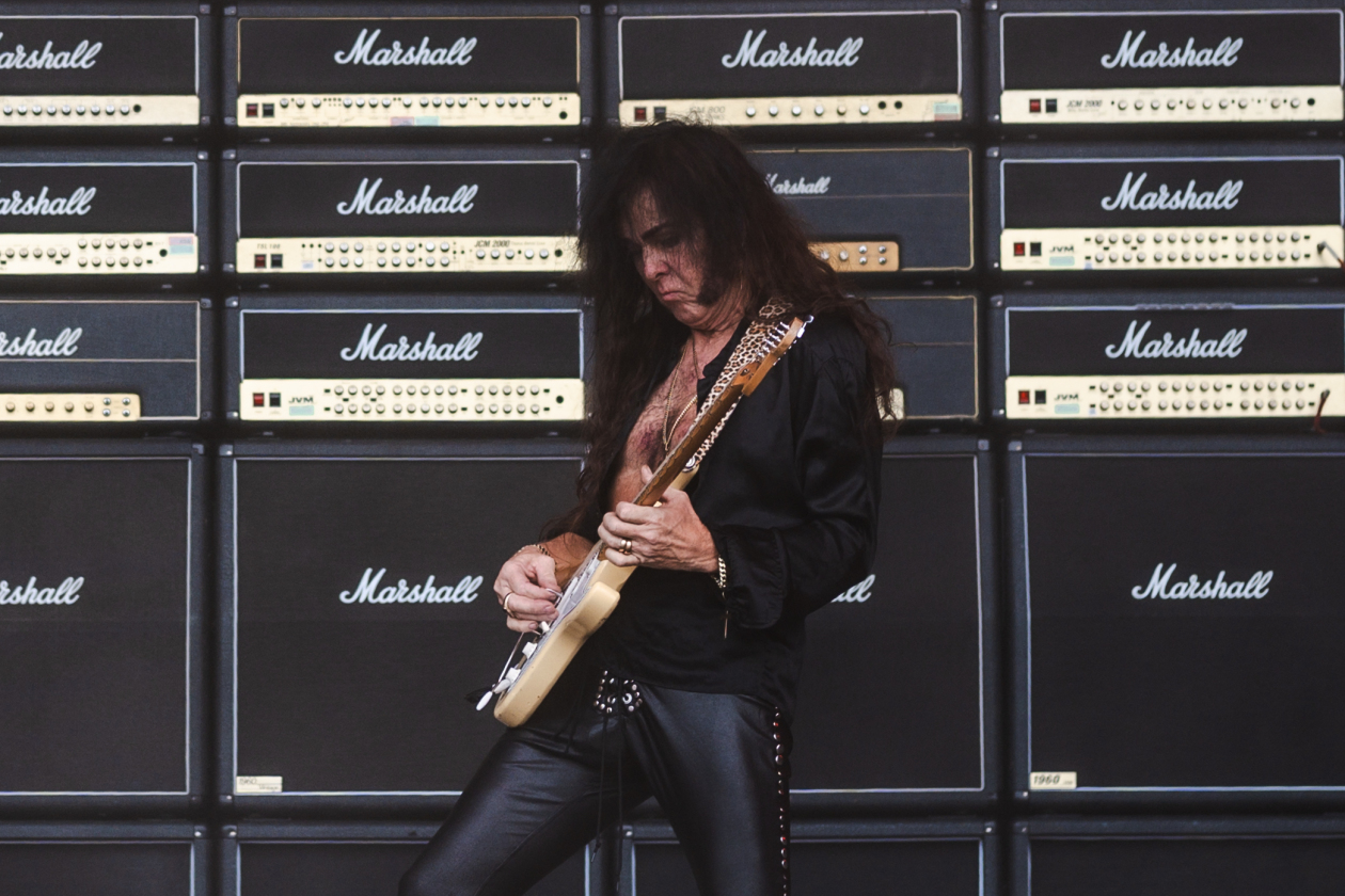 Die 35. Ausgabe des größten Metal-Open-Airs der Welt läuft. Gut 150 Bands treten auf. – Yngwie Malmsteen.