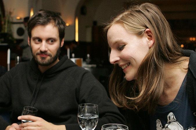"Wenn wir neugierig sind stoßen wir mit der Nase dagegen."