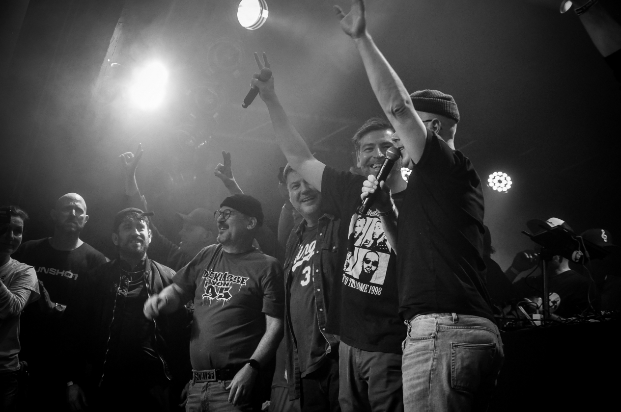 Hip Hop-Nostalgie pur mit Absolute Beginner, Der Tobi Und Das Bo, Doppelkopf, Easy Business u.v.a. – Gute Nacht!