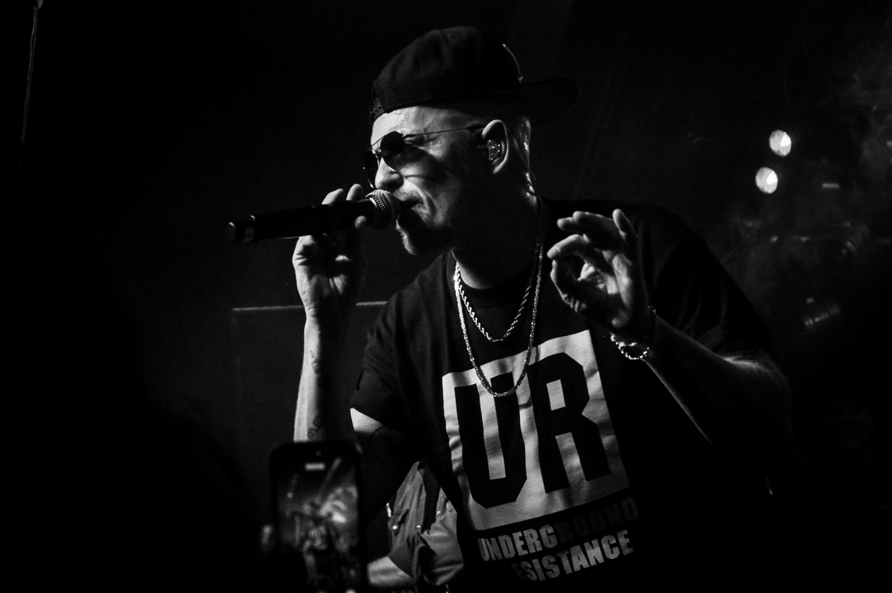 Hip Hop-Nostalgie pur mit Absolute Beginner, Der Tobi Und Das Bo, Doppelkopf, Easy Business u.v.a. – Jan Delay.