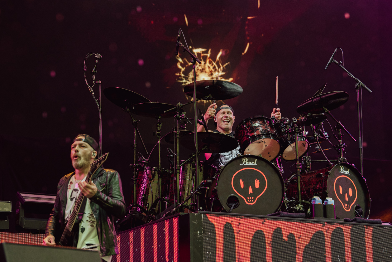 Über 88.000 Fans feiern bei strömendem Regen hochkarätige Acts wie Slipknot, Bring Me The Horizon u.v.m – Bullet For My Valentine.