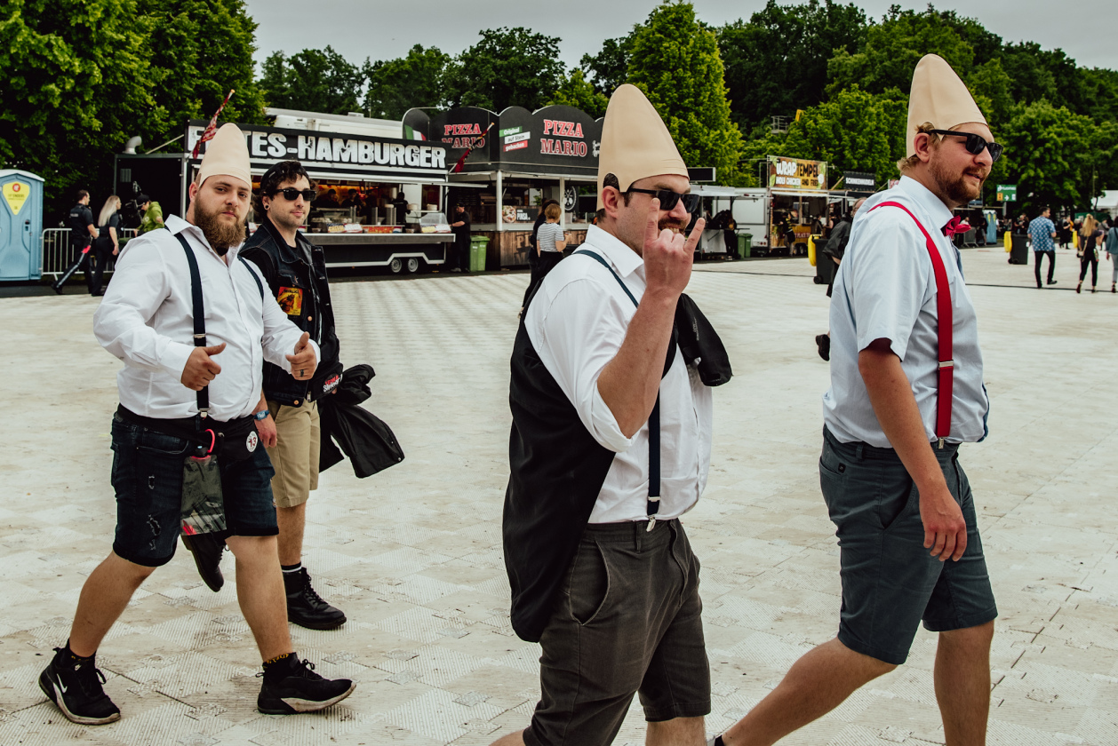 Über 88.000 Fans feiern bei strömendem Regen hochkarätige Acts wie Slipknot, Bring Me The Horizon u.v.m – Coneheads.