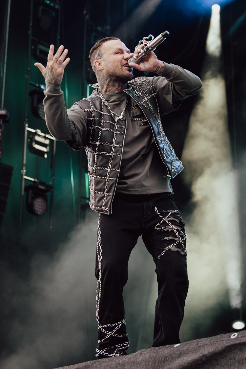 Über 88.000 Fans feiern bei strömendem Regen hochkarätige Acts wie Slipknot, Bring Me The Horizon u.v.m – Kontra K.