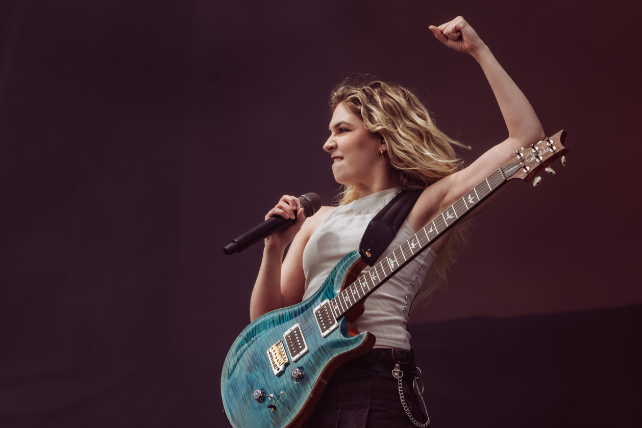Über 88.000 Fans feiern bei strömendem Regen hochkarätige Acts wie Slipknot, Bring Me The Horizon u.v.m – The Warning