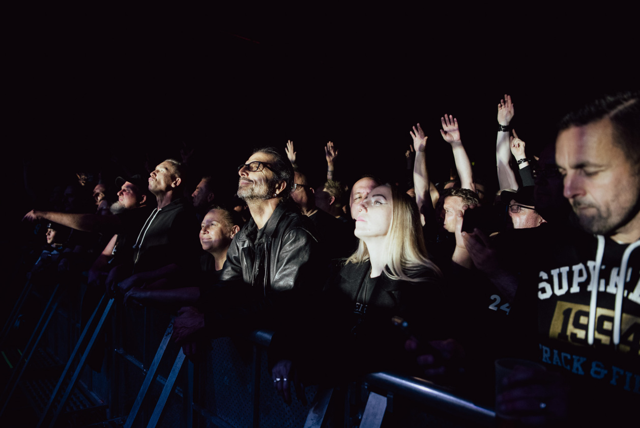 Tanzt den letzten Tanz: die belgischen EBM-Pioniere auf Abschiedstour. – Front 242.