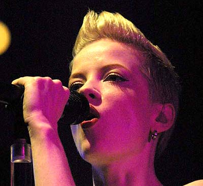 Garbage – Gesprayte Haarpracht: