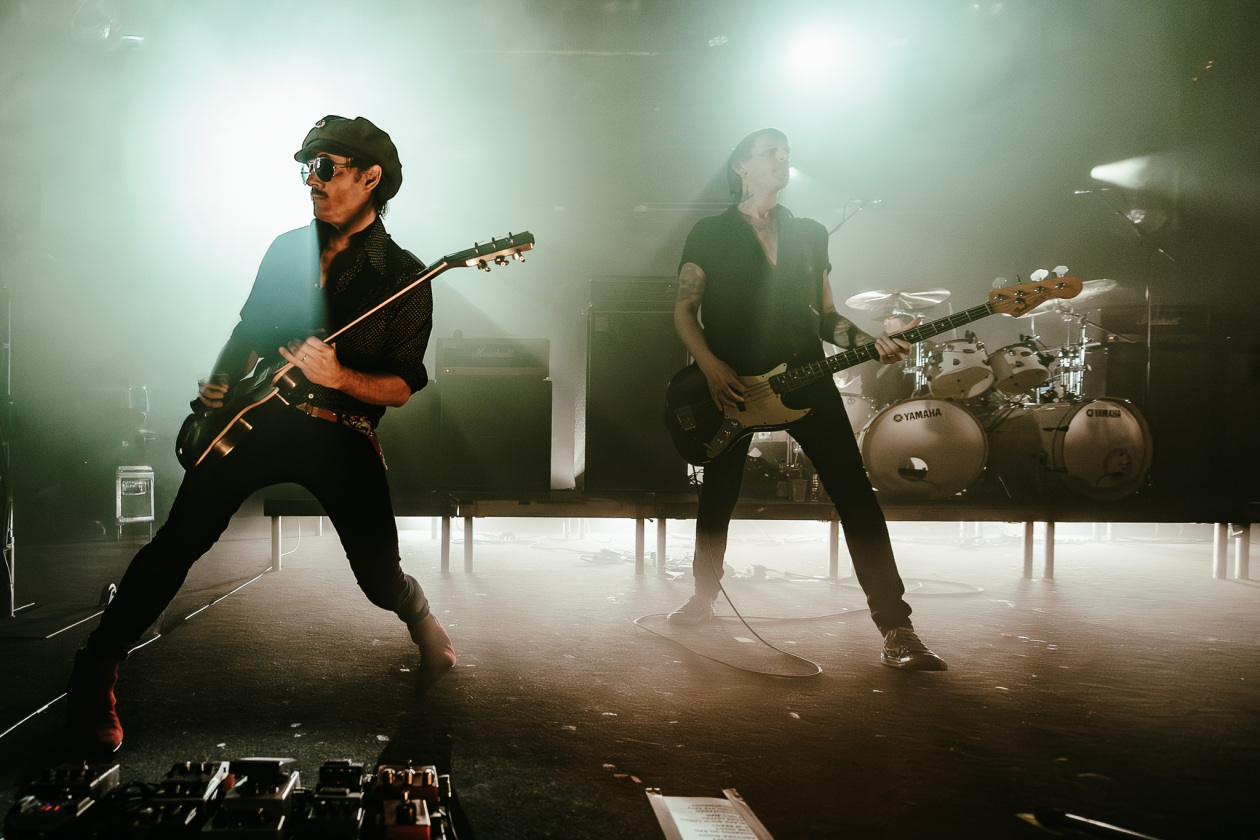 Die Rock'n'Roll-Altmeister aus Oslo bringen den Club zum Beben. – Gluecifer.