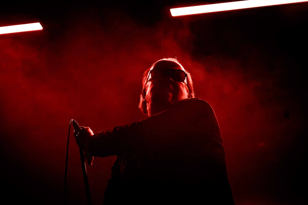 Gluecifer – Die Rock'n'Roll-Altmeister aus Oslo bringen den Club zum Beben. – Biff Malibu.