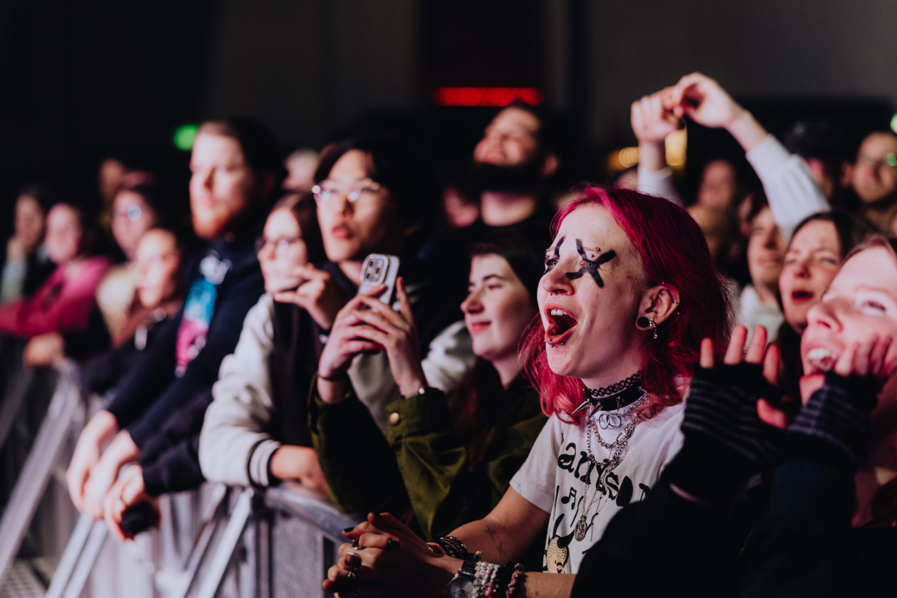 Grandson – Jordan Edward Benjamin und Band auf Tour in Deutschland, Österreich und der Schweiz. – Fans.