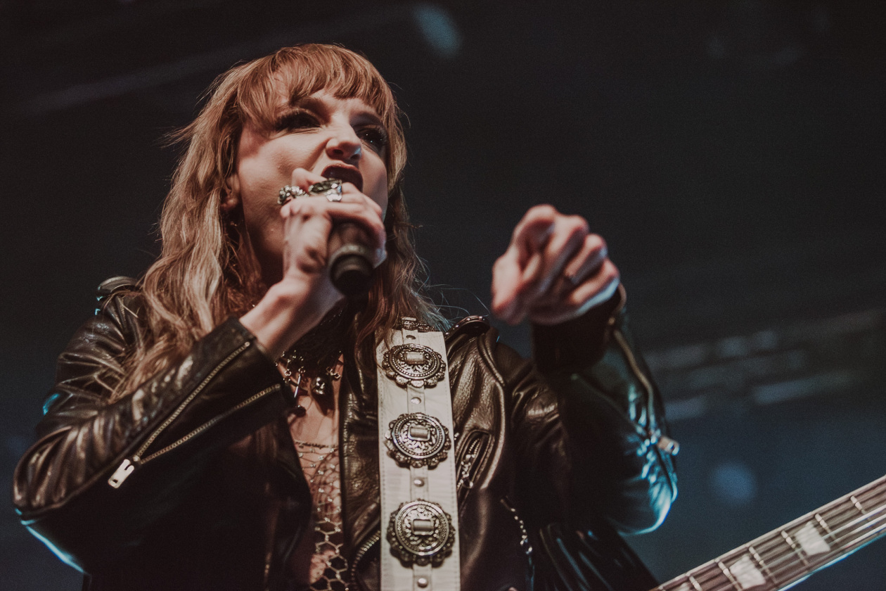 Halestorm – Hardrock-Hagelsturm mit Lzzy Hale, Arejay und Band. – Lzzy Hale.