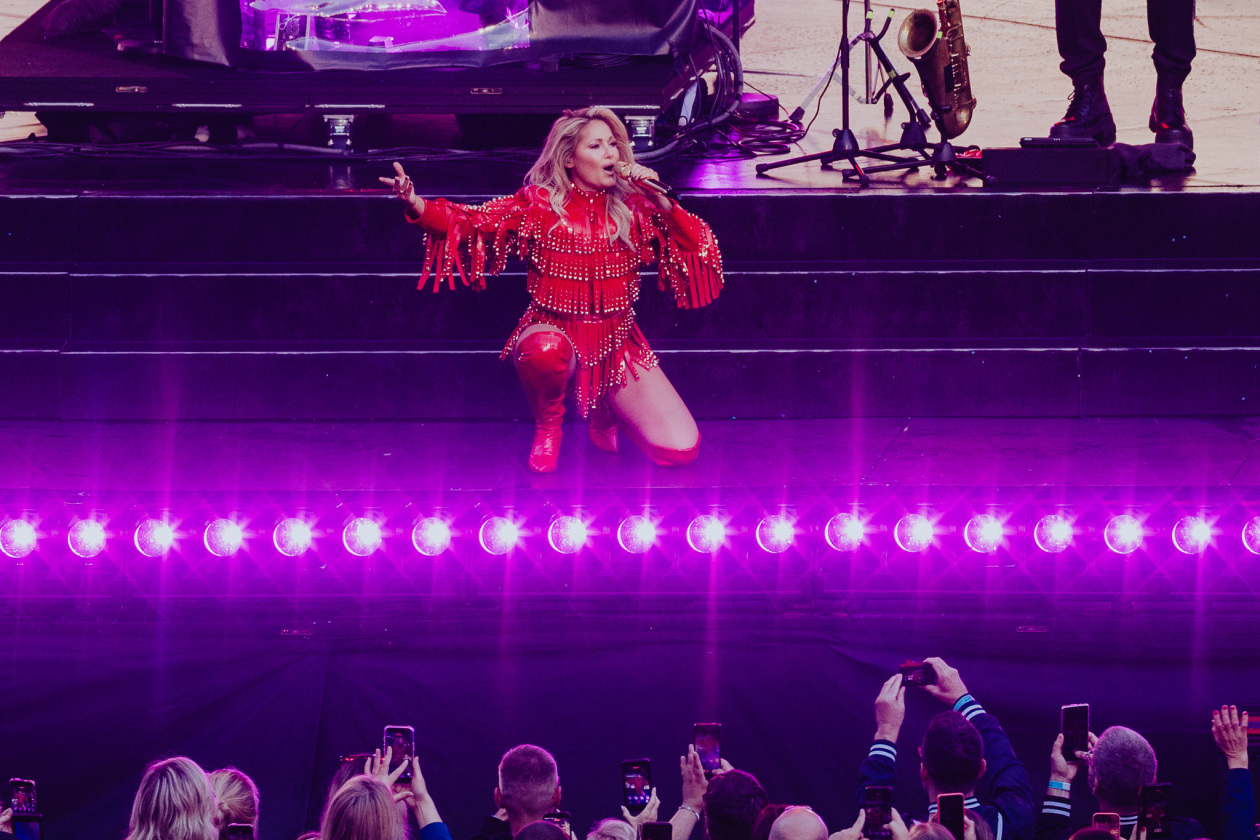 Bühnen-Comeback: der ausverkaufte Auftakt zur 360° Stadion Tour 2026. – Helene Fischer.