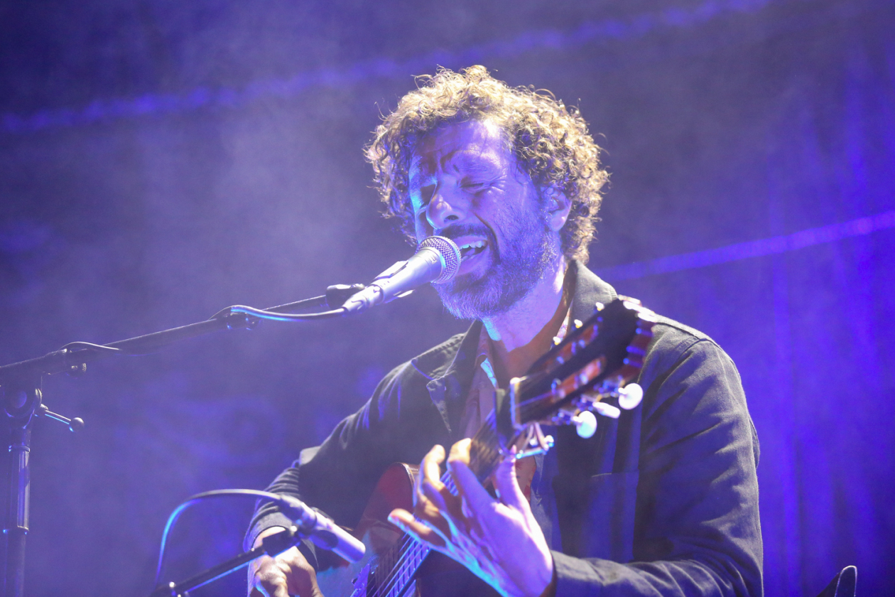 Ausverkauft: der schwedische Singer/Songwriter mit dem aktuellen Album "Against The Dying Of The Light" auf Tour. – José González.