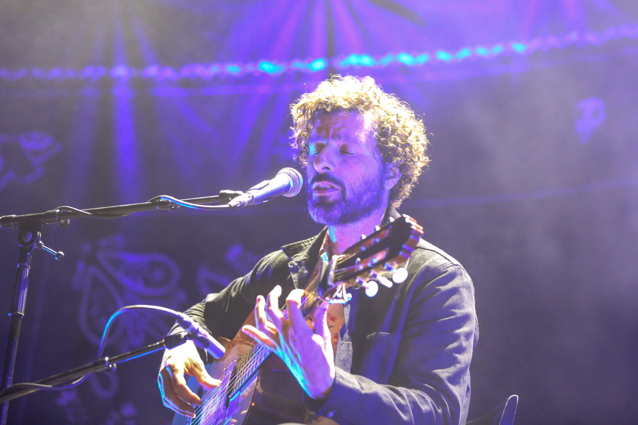 Ausverkauft: der schwedische Singer/Songwriter mit dem aktuellen Album "Against The Dying Of The Light" auf Tour. – José González.