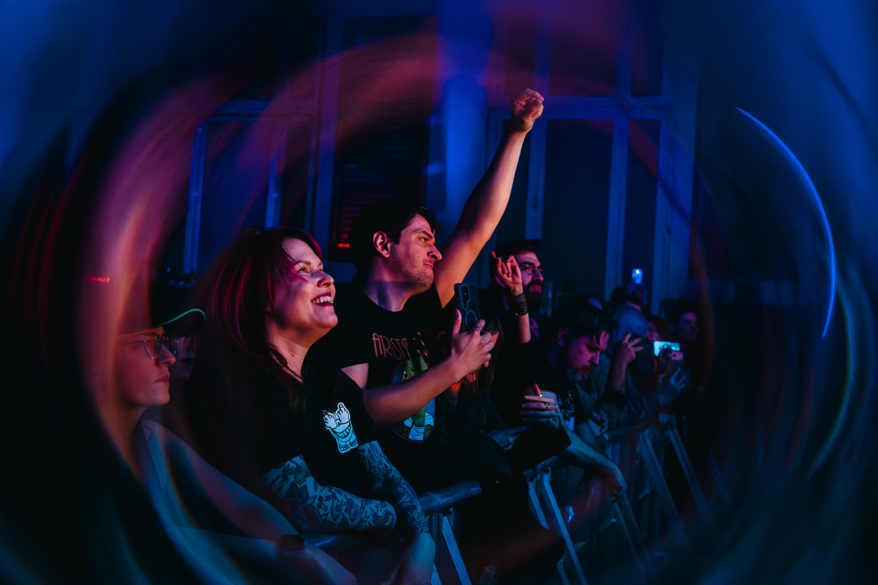 Karnivool – Prog Metal vom Feinsten: die Australier live. – Fans.