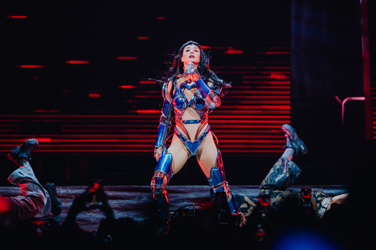 Der kalifornische Popstar landet auf "The Lifetimes Tour" in Berlin. – Katy Perry.