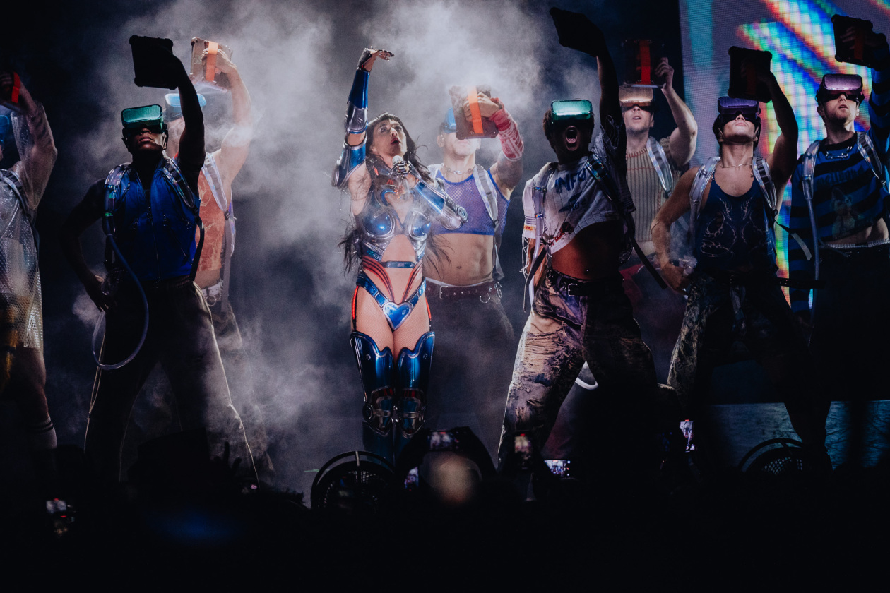 Der kalifornische Popstar landet auf "The Lifetimes Tour" in Berlin. – Katy Perry.