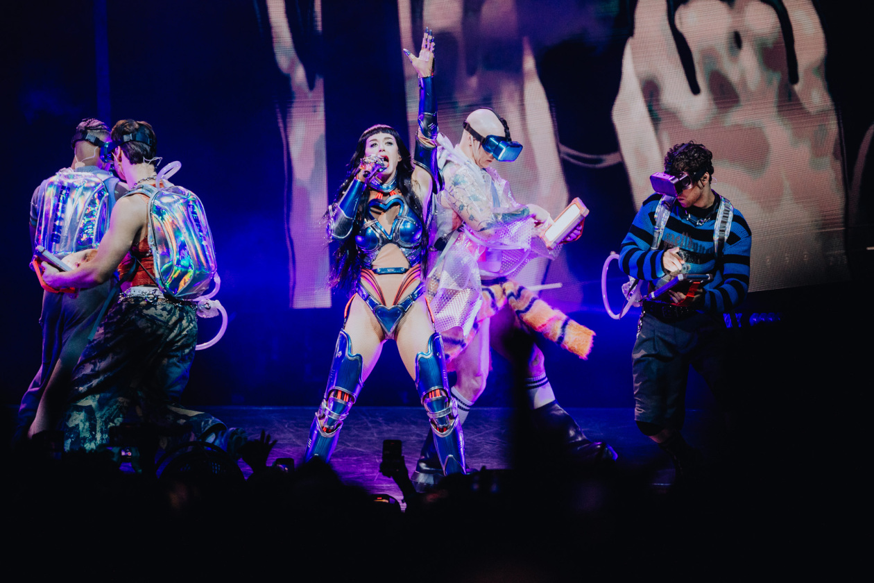 Der kalifornische Popstar landet auf "The Lifetimes Tour" in Berlin. – Katy Perry.