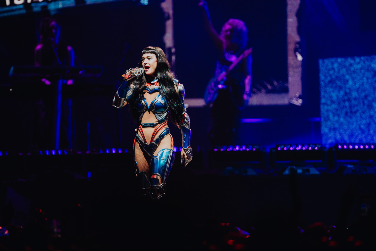 Der kalifornische Popstar landet auf "The Lifetimes Tour" in Berlin. – Katy Perry.
