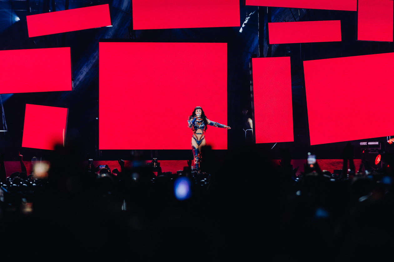 Der kalifornische Popstar landet auf "The Lifetimes Tour" in Berlin. – Katy Perry.